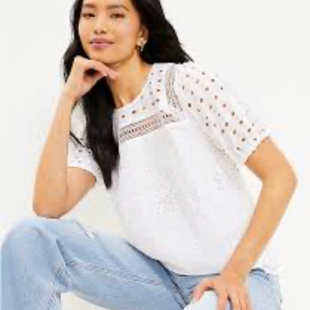 Elegant White Lace Women's Top